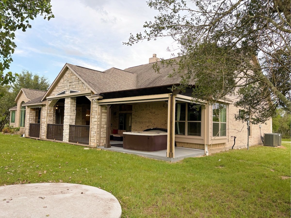 Outdoor firepit area for gatherings